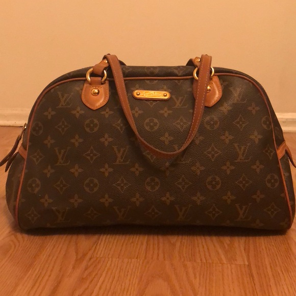 Louis Vuitton Handbags - RARE AUTHENTIC louis vuitton shoulder bag